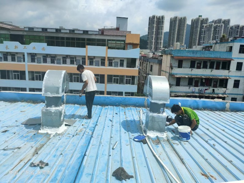 团风钢结构屋面涂料维修方法